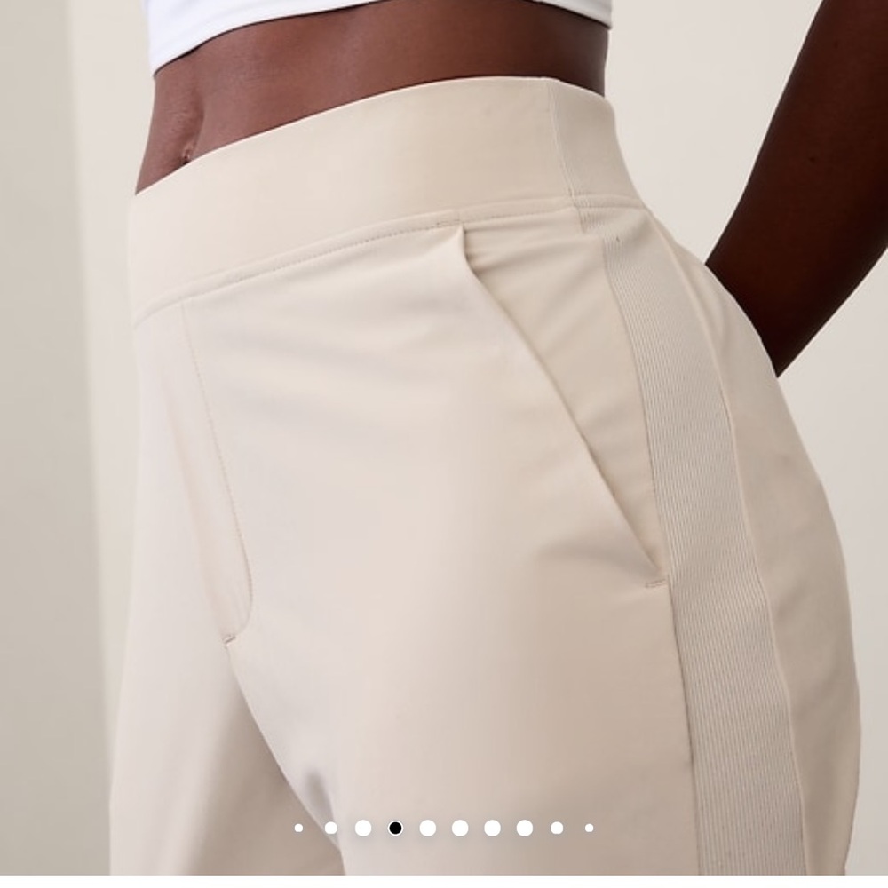 Athleta Brooklyn pants in beige size 4 - Picture 2 of 7